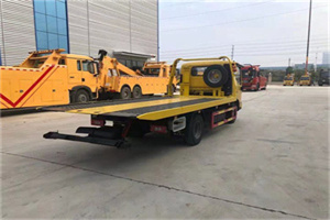 乐至非事故拖车